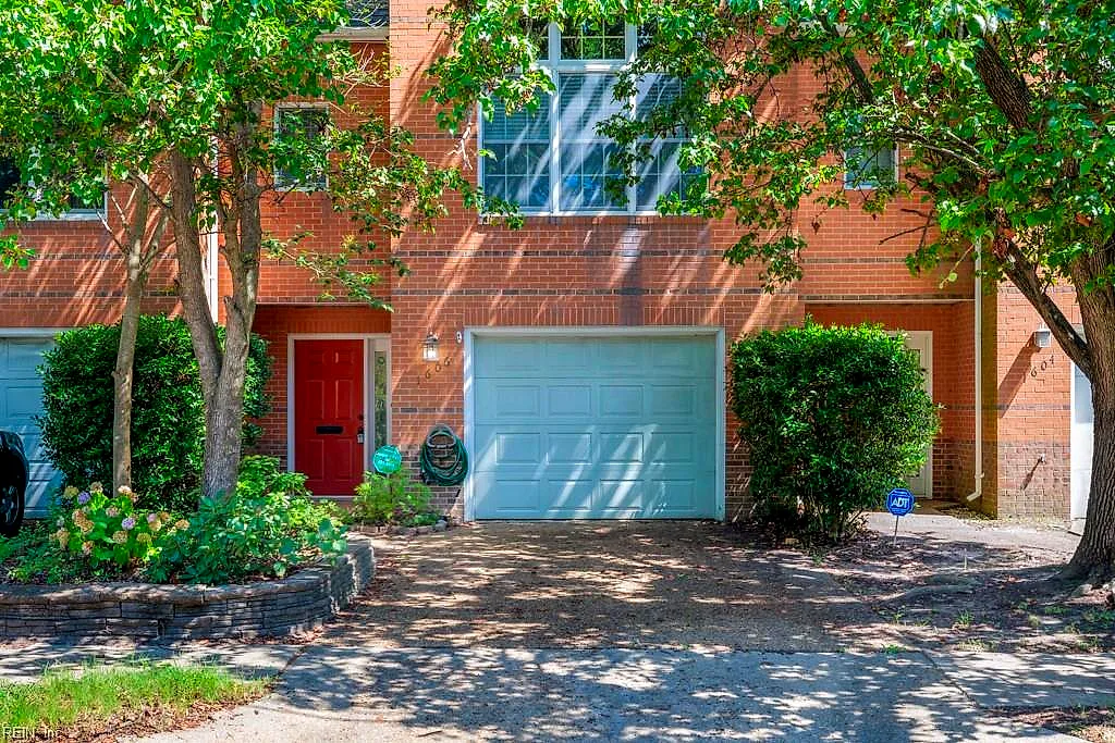 1606 Pasadena Ct, Norfolk — photo