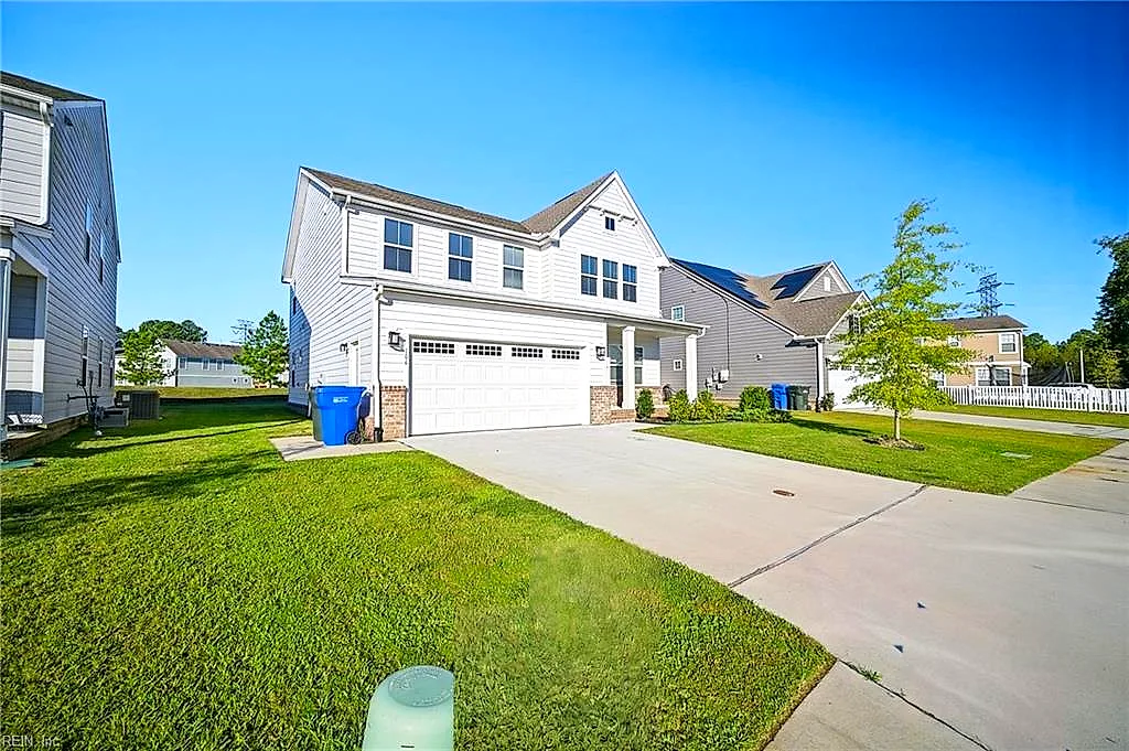 106 Brookside Ln, Suffolk — photo