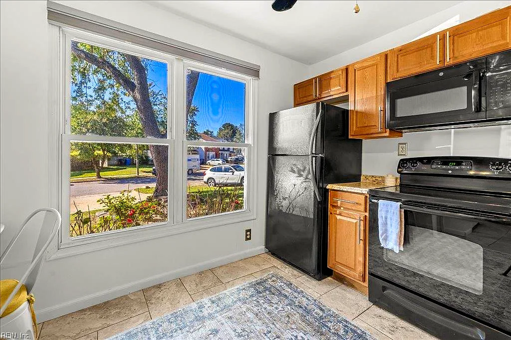 1532 Jameson Dr, Virginia Beach — photo