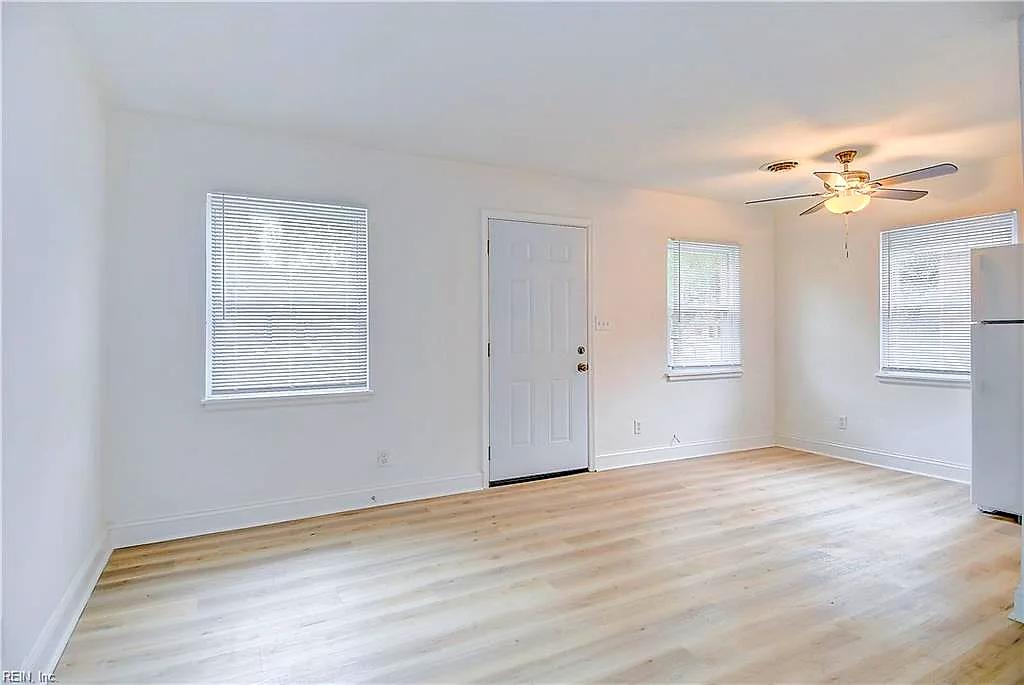 215 Forrest Ave, Norfolk — photo