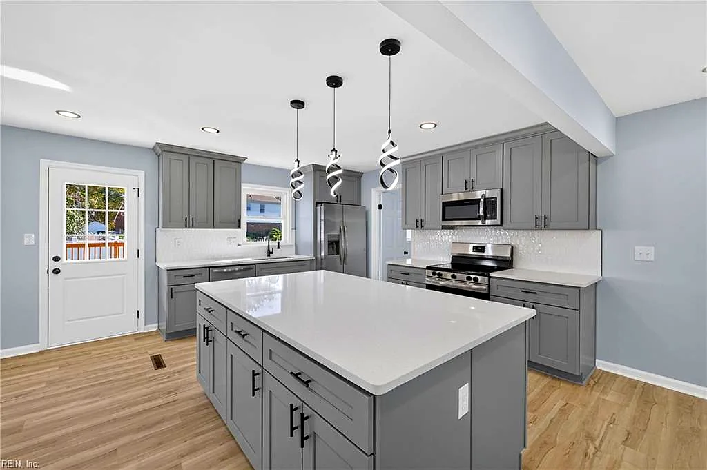 1851 Piankatank Ln Ln, Virginia Beach — photo