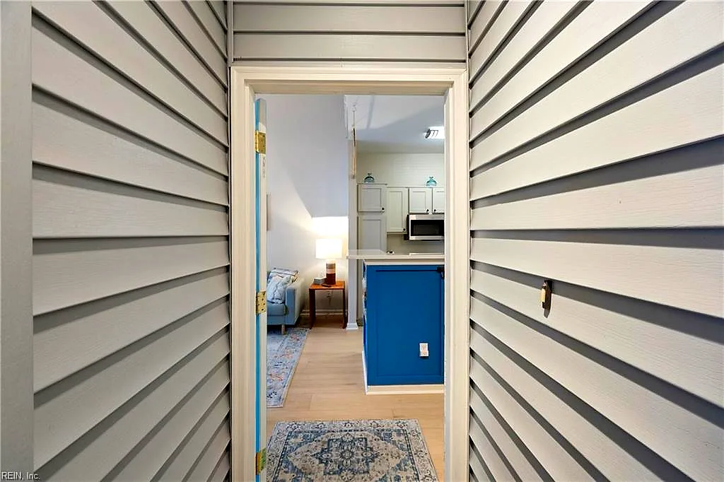 865 Little Bay Ave #2, Norfolk — photo