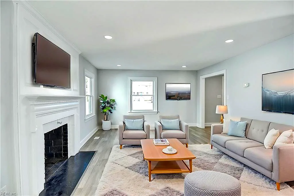 1129 Little Bay Ave, Norfolk — photo