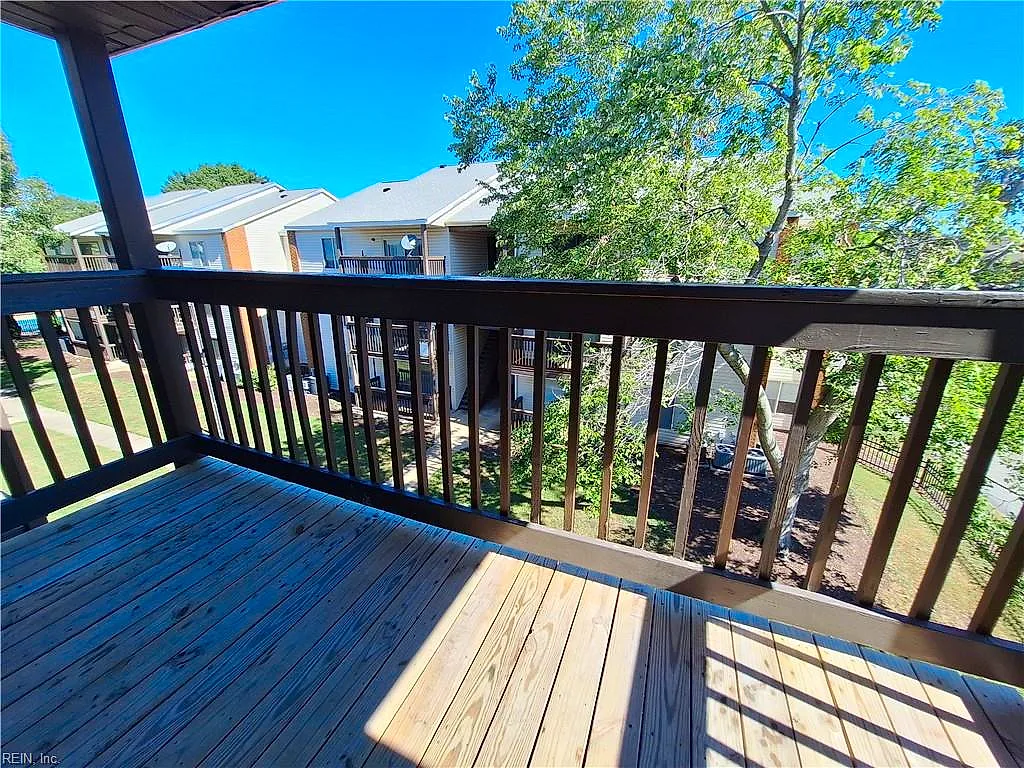 20 Wells Ct, Hampton — photo