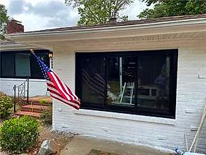 7029 Suburban Arch, Norfolk — photo