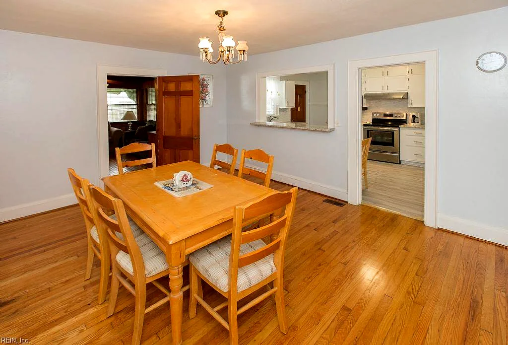 404 26th St #A, Virginia Beach — photo