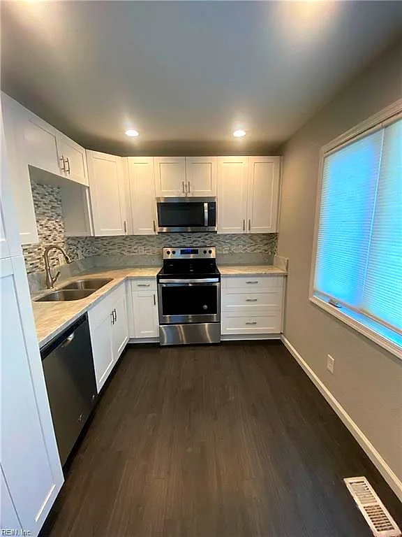 804 Romney Ln, Virginia Beach — photo
