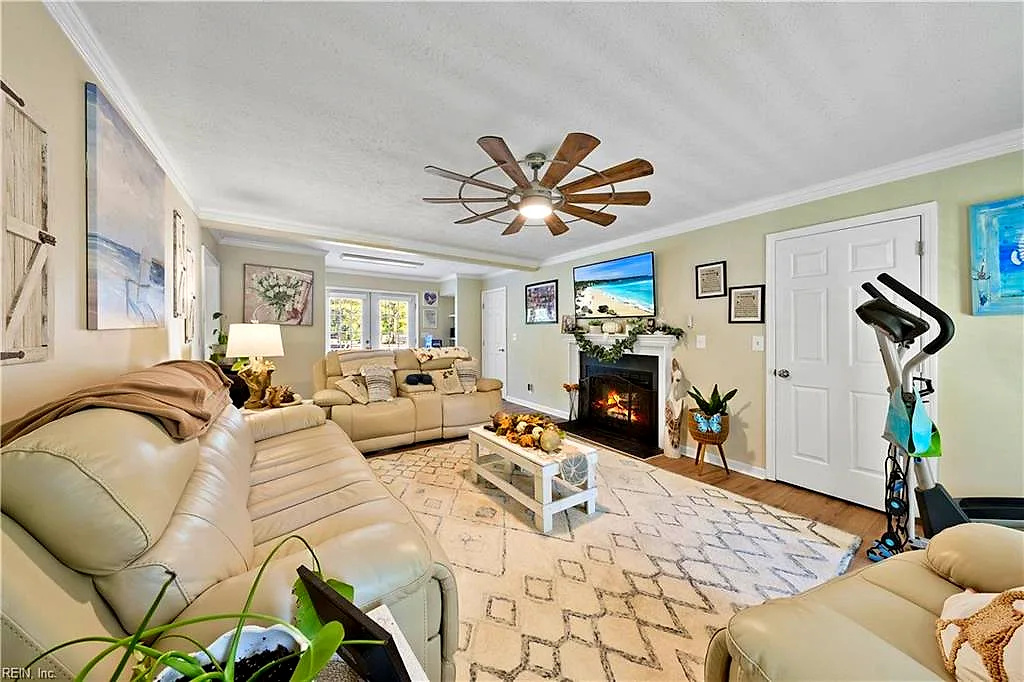 208 Appaloosa Way, Smithfield — photo