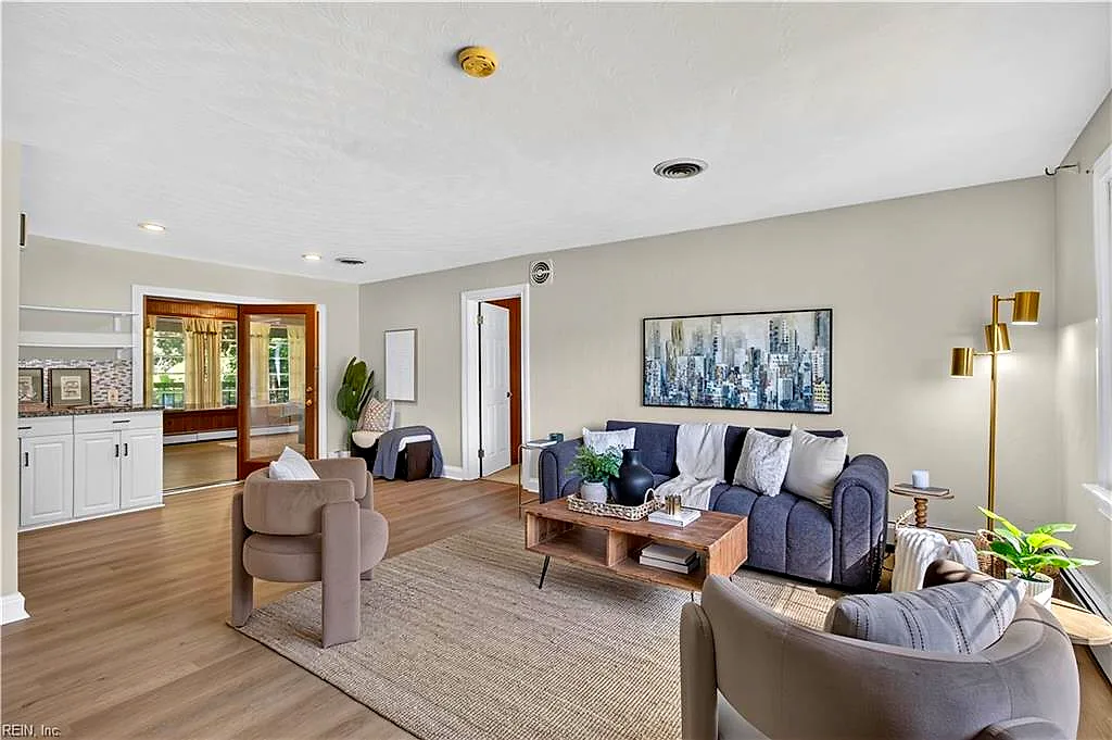5604 W Norfolk Rd, Portsmouth — photo