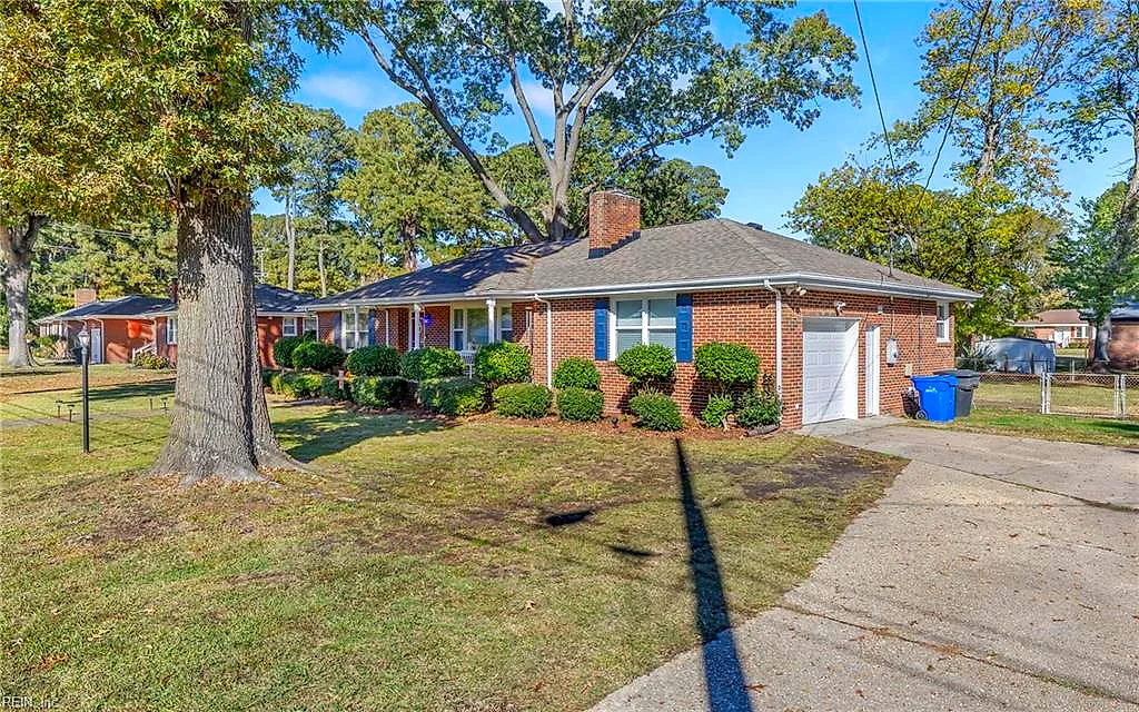 4904 Briarwood Ln, Portsmouth — photo