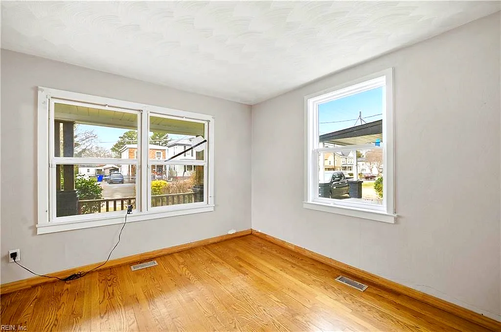 1408 Wilson Rd, Norfolk — photo