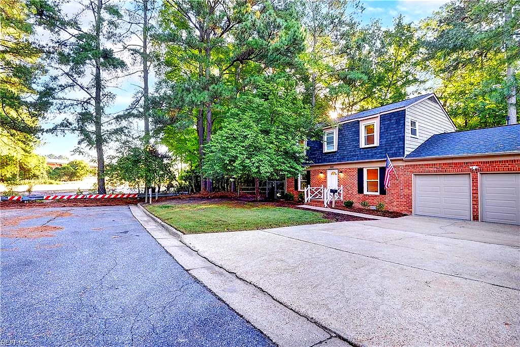 360 Hughes Dr, Newport News — photo