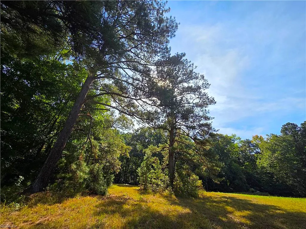 2071 Bush Neck Rd, Williamsburg — photo