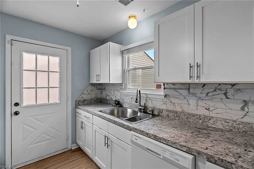 1212 Ferndale Ct, Virginia Beach — photo