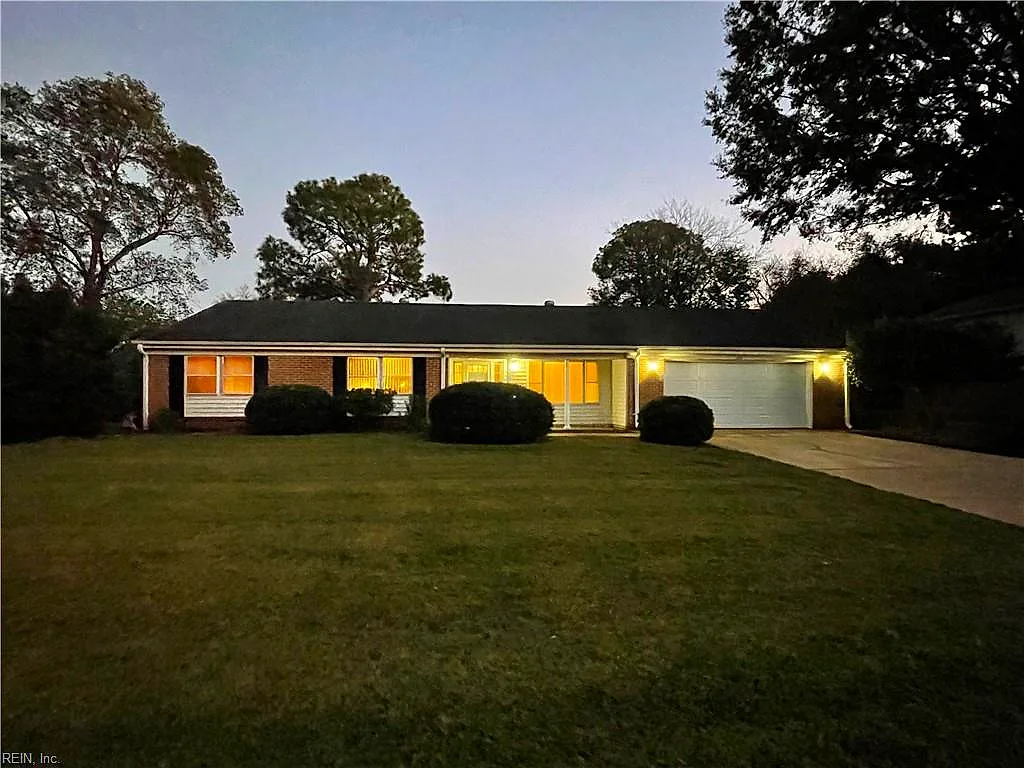 824 Timberlake Dr, Virginia Beach — photo