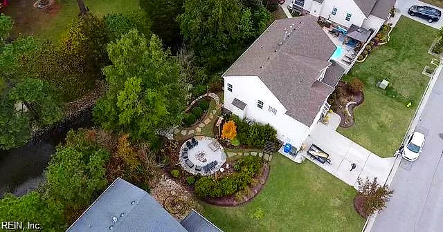 431 Shorewood Ct, Norfolk — photo