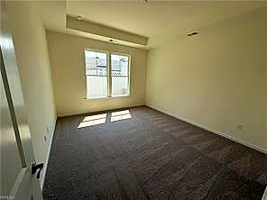 211 Oxford Ave, Smithfield — photo