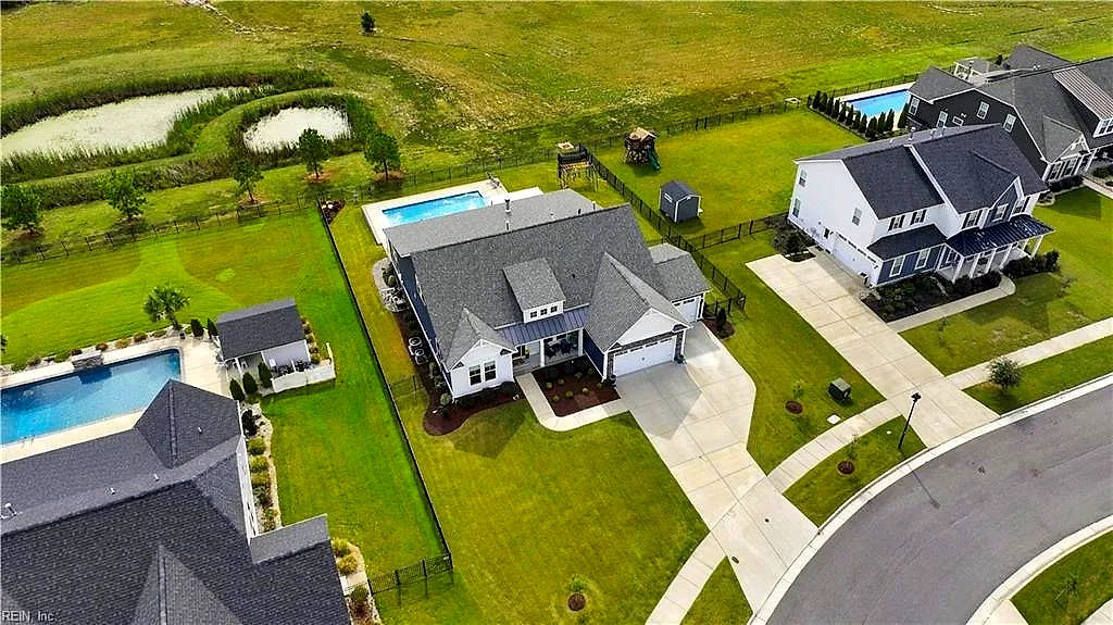 3053 Kingsfield Dr, Virginia Beach — photo