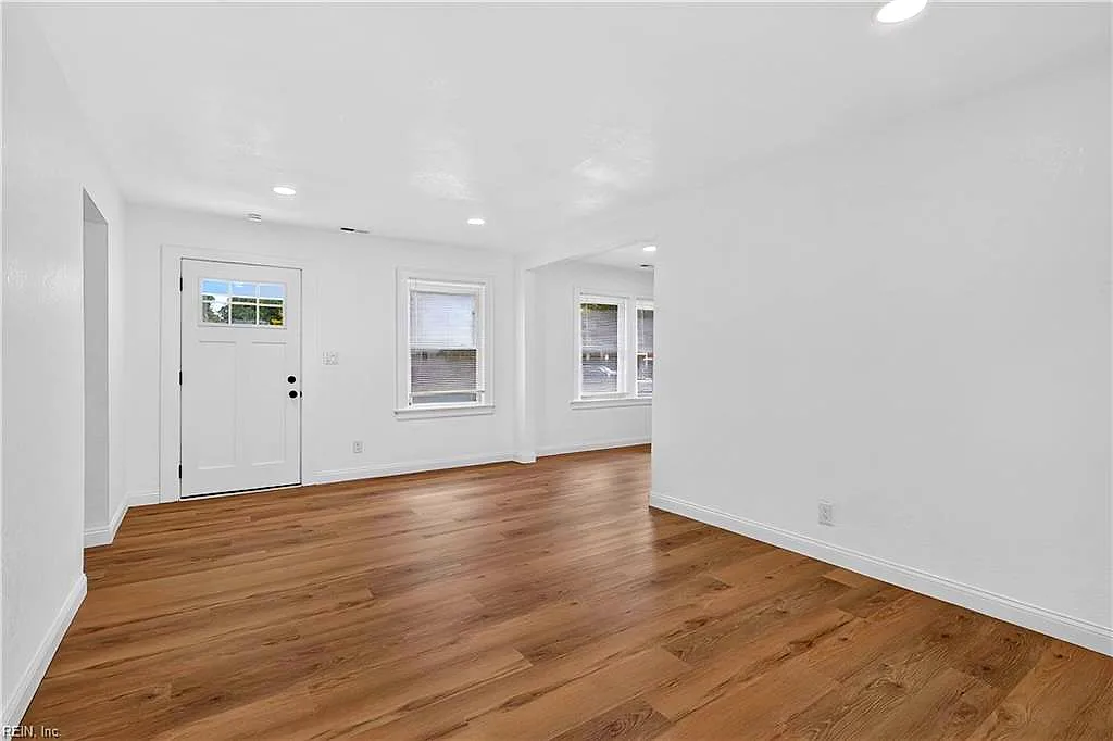3311 Sewells Point Rd, Norfolk — photo