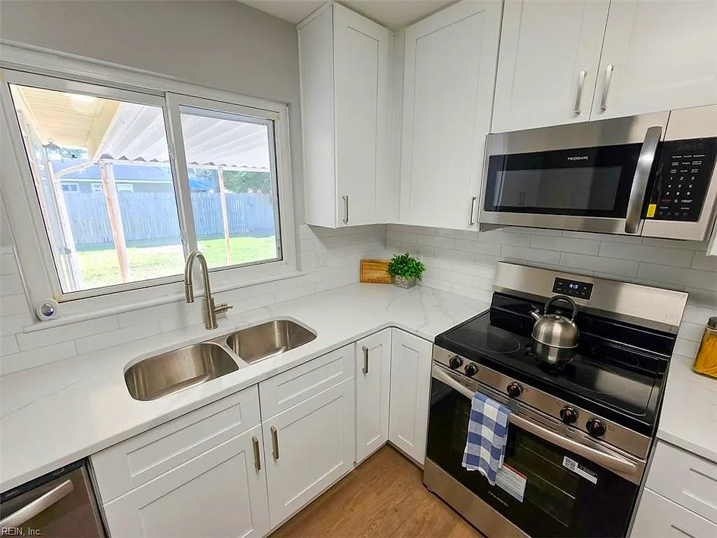 3237 Silina Dr, Virginia Beach — photo