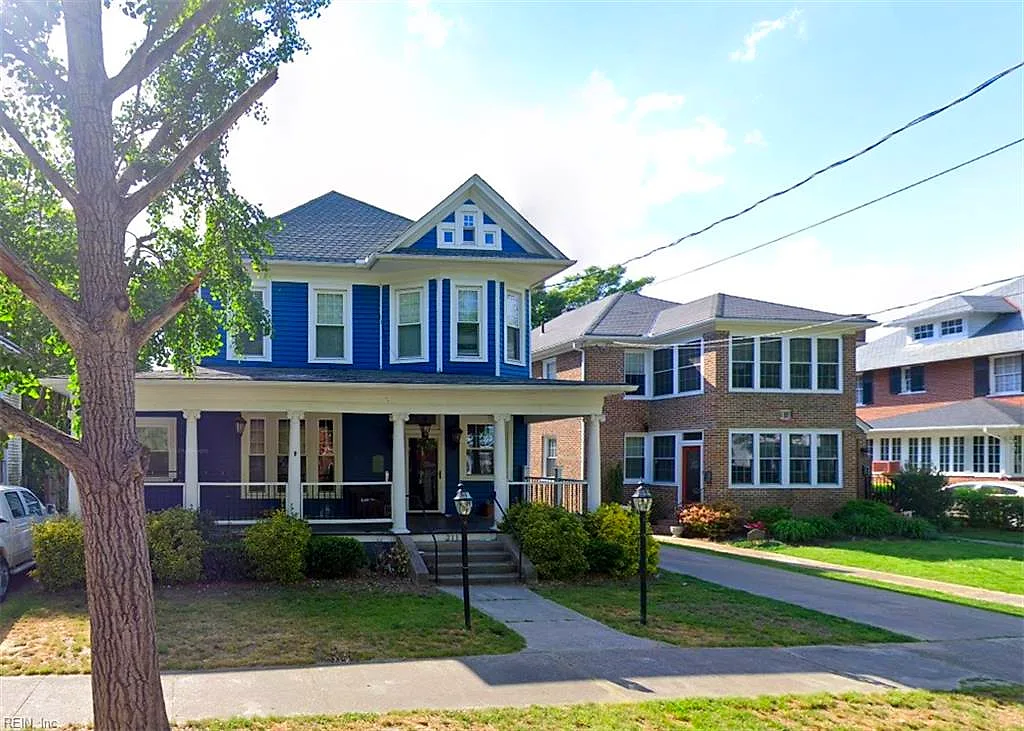 211 Linden Ave, Suffolk — photo