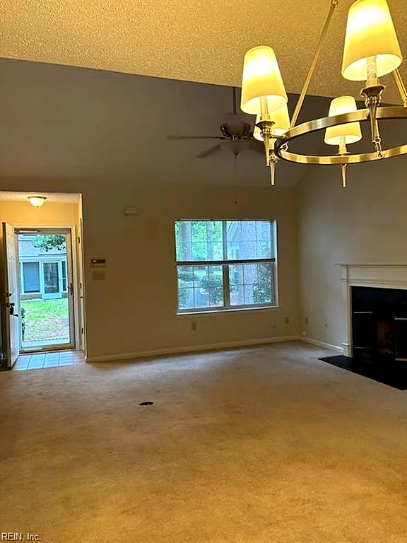 739 Mashie Ct, Newport News — photo