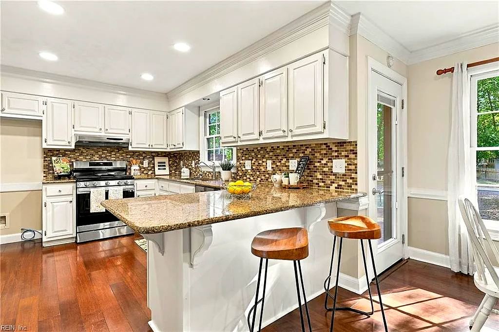 1108 Cumberland Ct, Chesapeake — photo