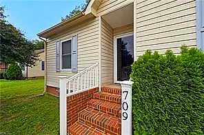 709 Brenda Rd, Newport News — photo