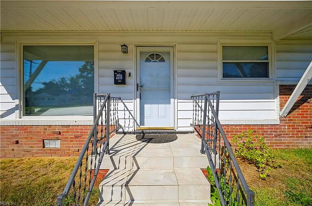 4600 Larkin St, Norfolk — photo