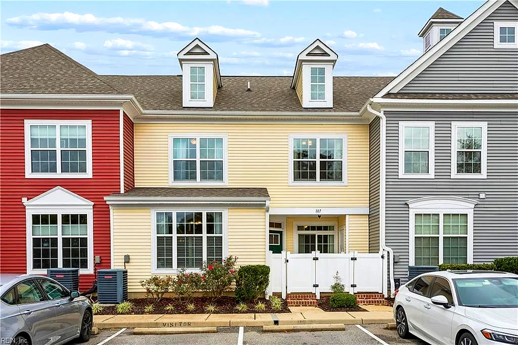 107 Promenade Ln, Williamsburg — photo