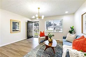 224 Manchester Dr, Hampton — photo