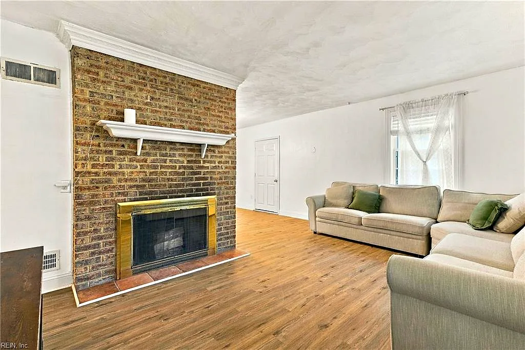 912 Wakefield Ave, Norfolk — photo