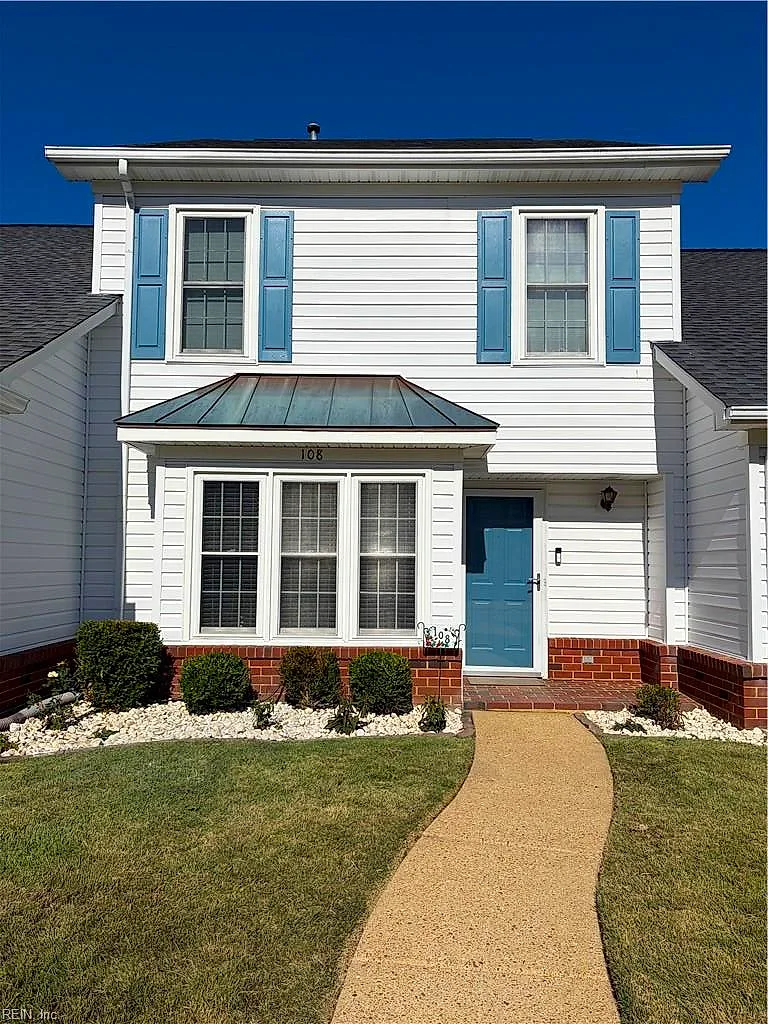 108 Penny Ln, Yorktown — photo