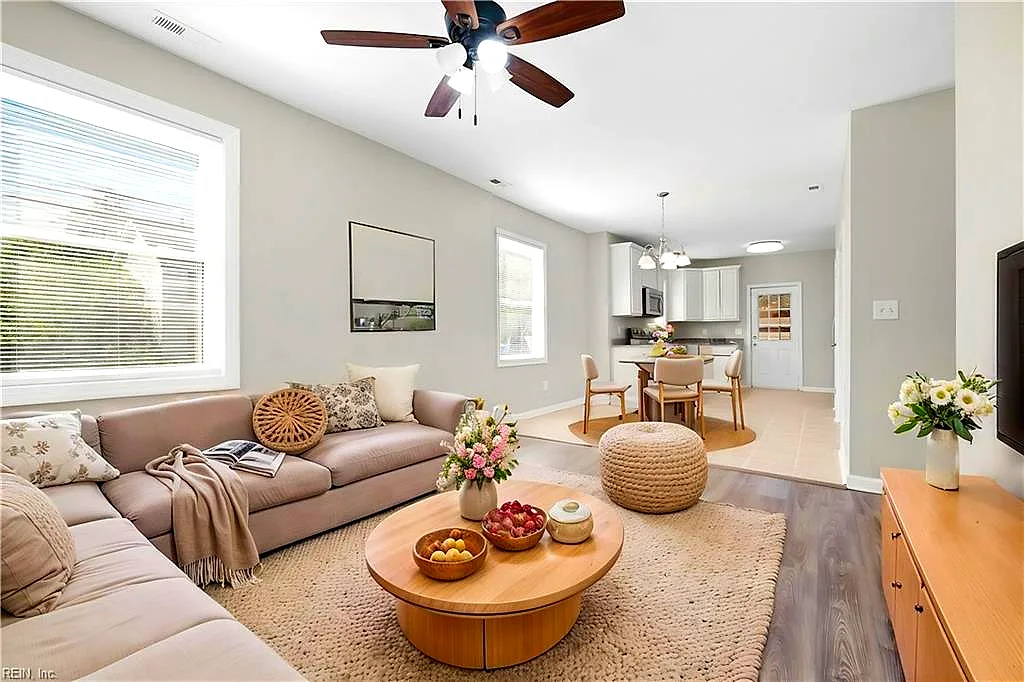 9301 Sloane St, Norfolk — photo