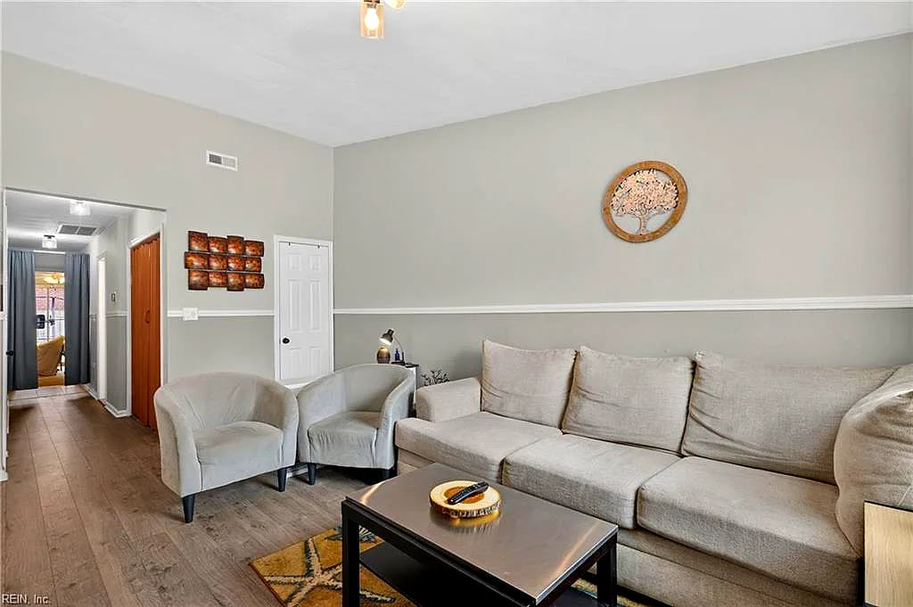 5124 Condor St, Virginia Beach — photo