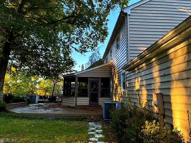 74 Waterview Dr, Newport News — photo