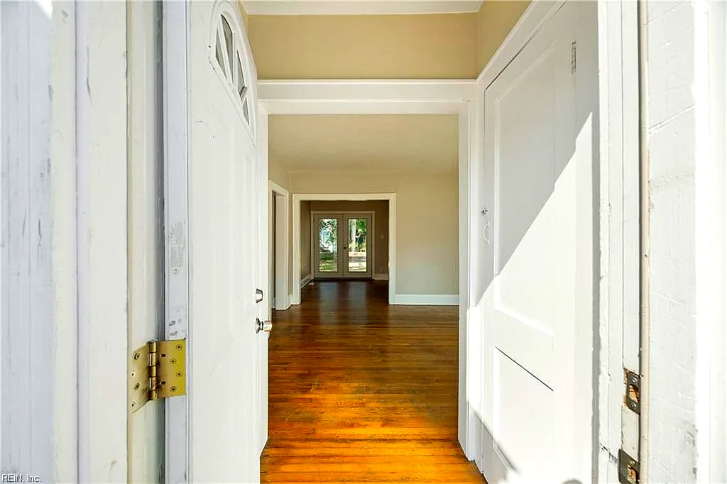 1306 Melrose Pw, Norfolk — photo