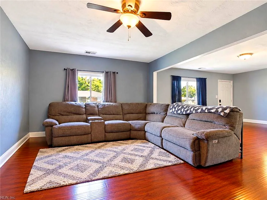 3057 Kenelm Dr, Chesapeake — photo