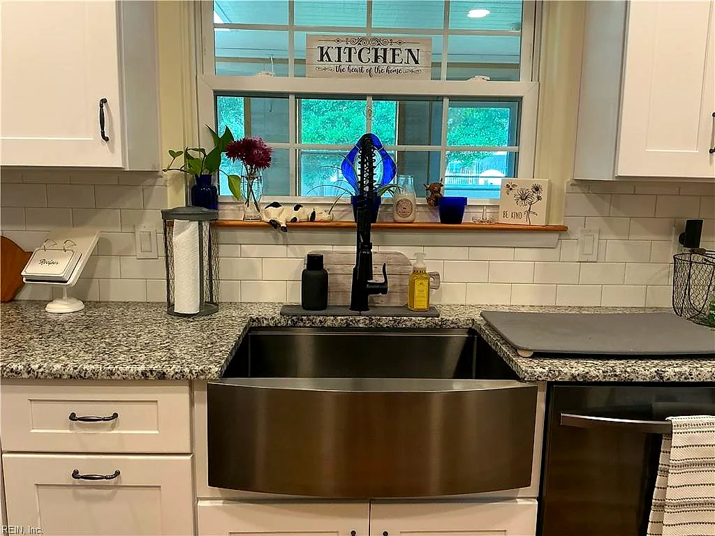 730 Pelham Dr, Newport News — photo