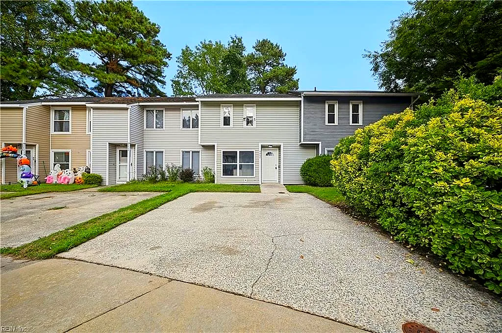 4402 Dartmoor Ct, Chesapeake — photo