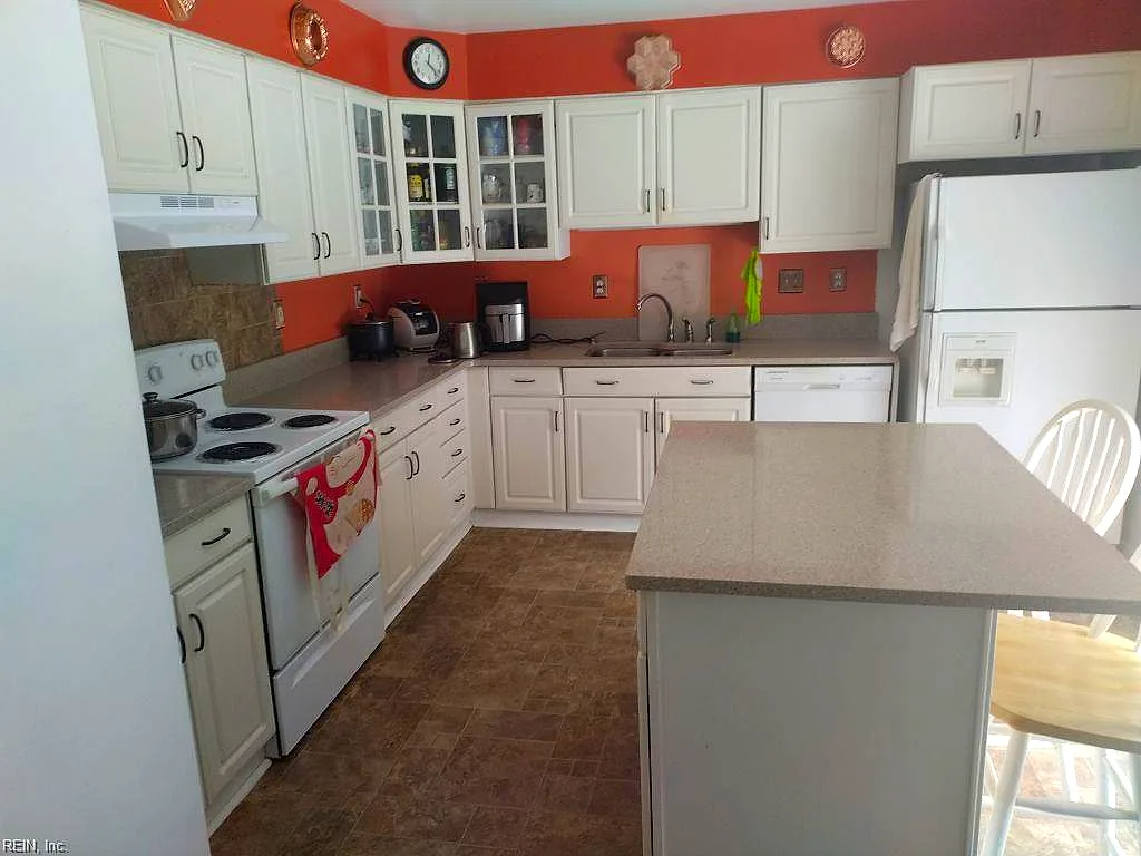 2321 Princess Anne Rd, Virginia Beach — photo
