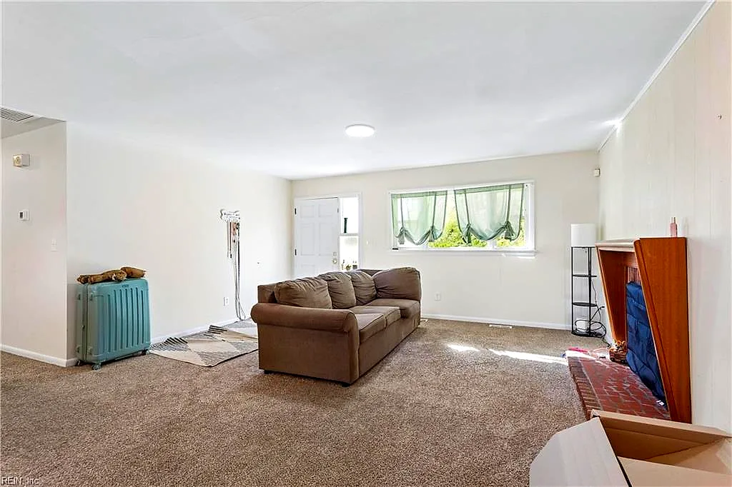 416 Lucas Creek Rd, Newport News — photo