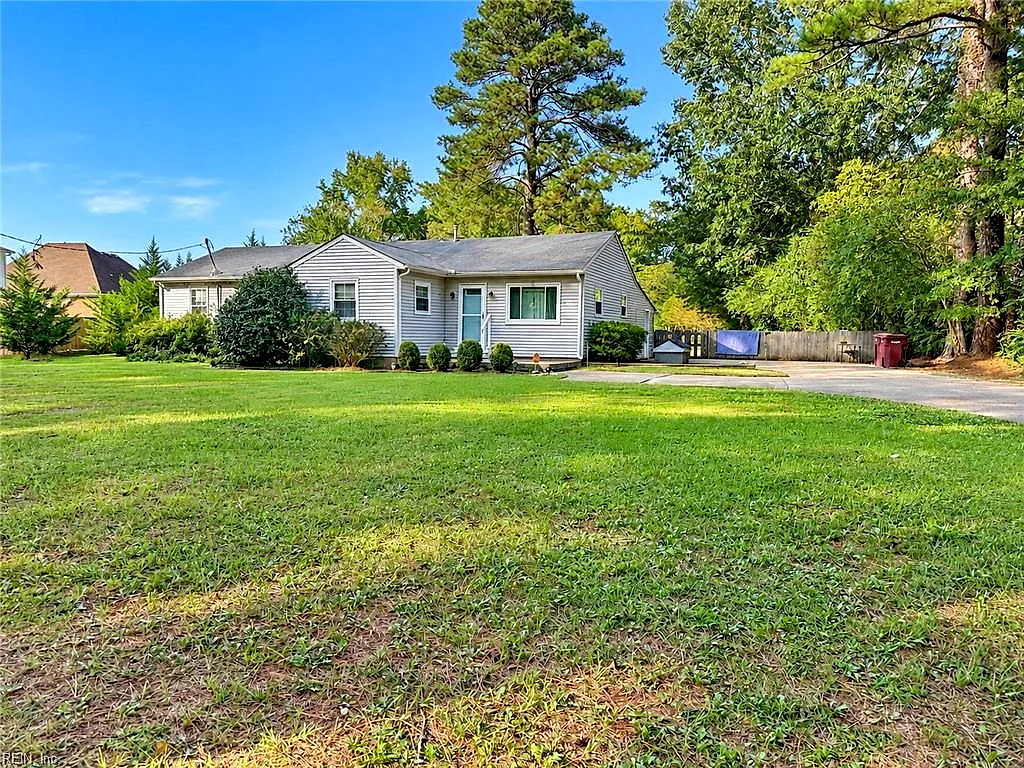 1145 Waters Rd, Chesapeake — photo