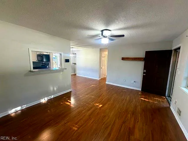 524 Rose Marie Ave, Virginia Beach — photo