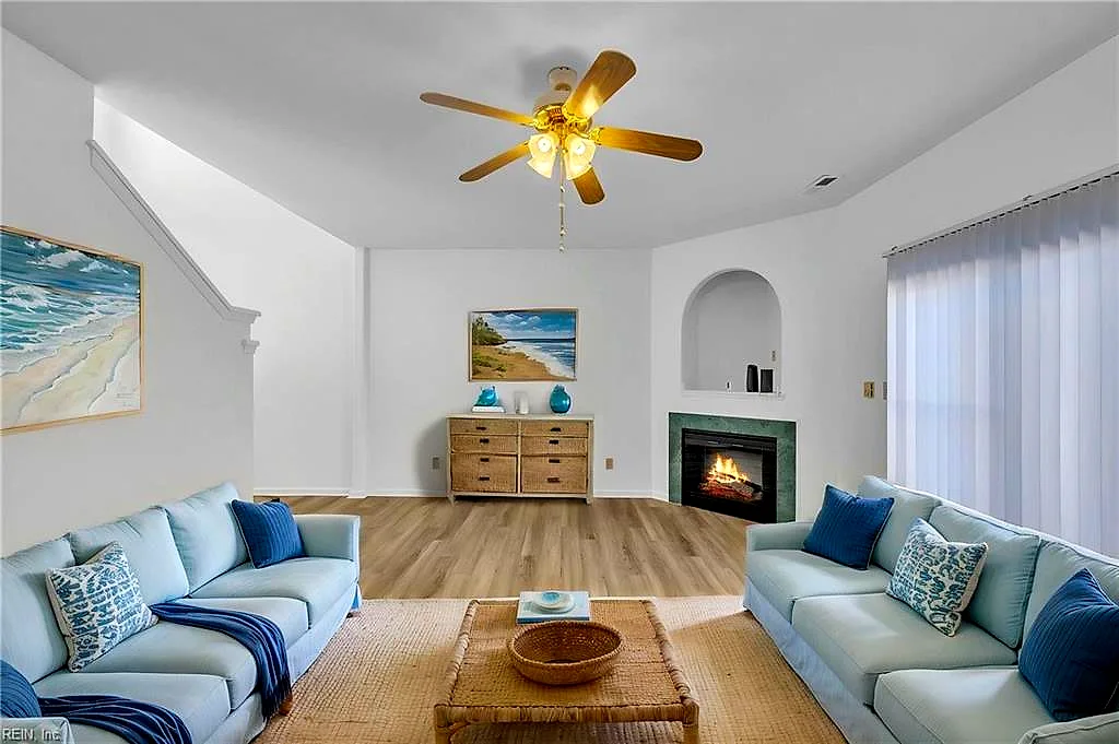 115 Bishops Rch, Smithfield — photo