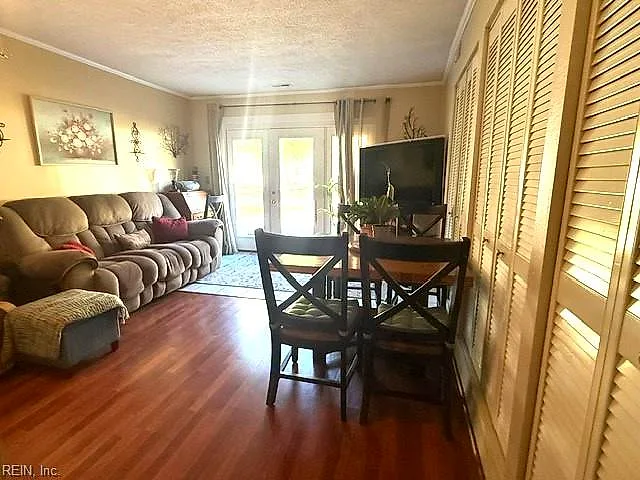 422 Barcelona Ln, Virginia Beach — photo