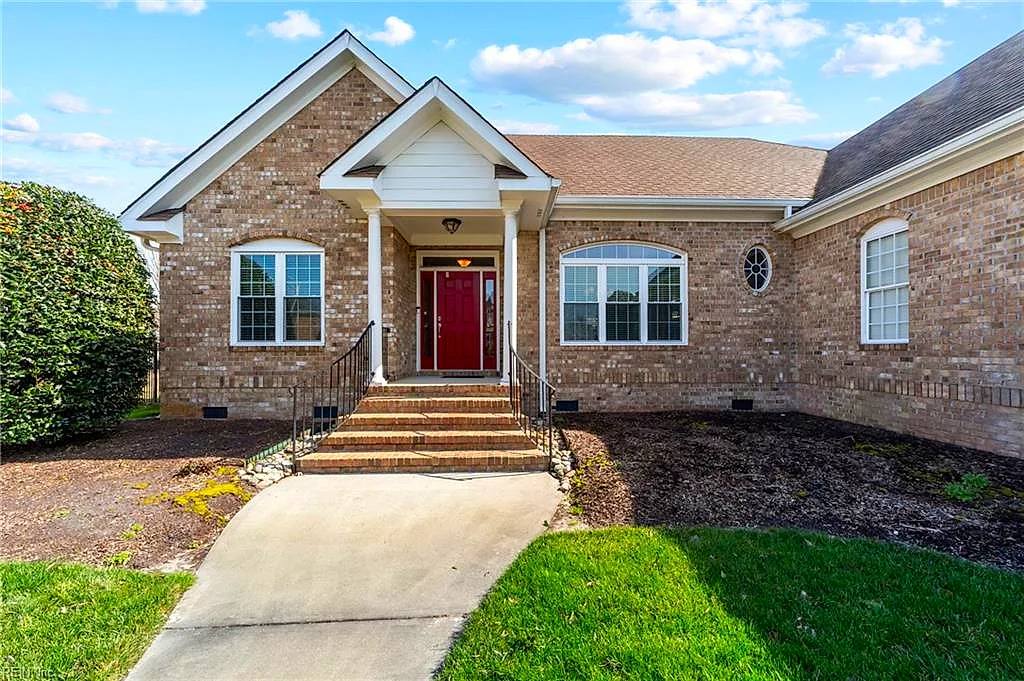 333 Greens Edge Dr, Chesapeake — photo