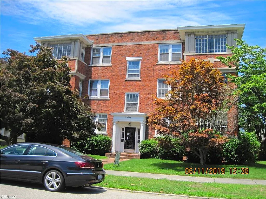 4505 Victoria Boulevard Blvd, Hampton — photo