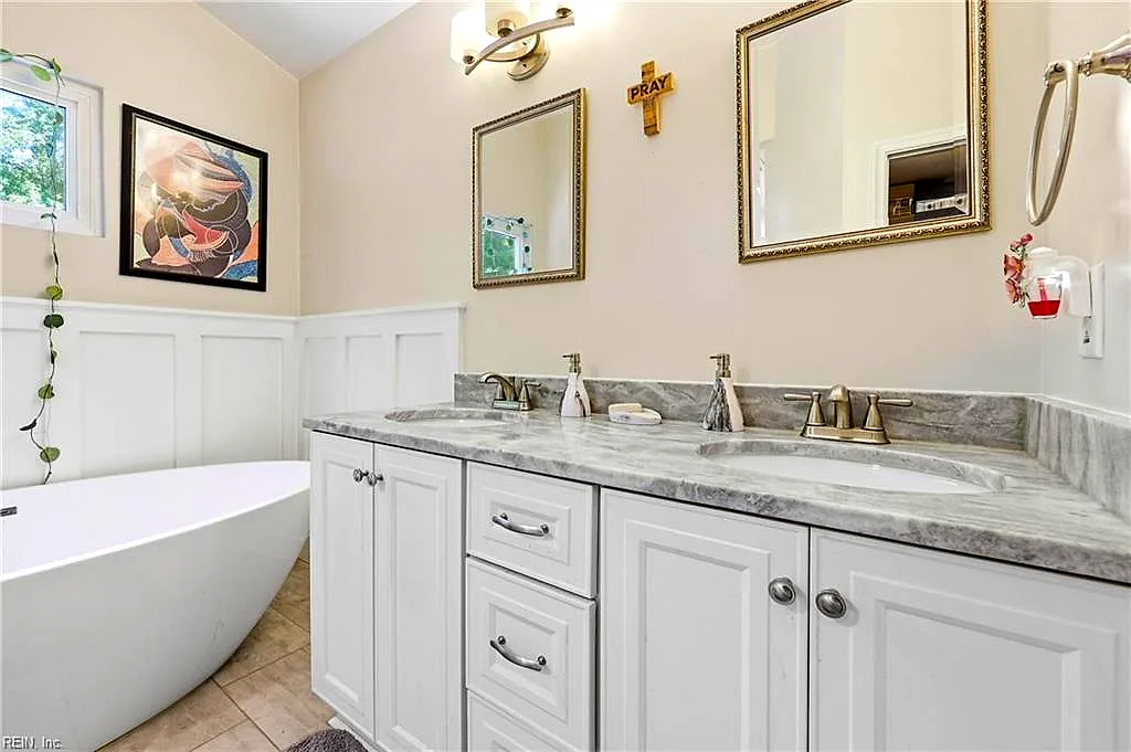 1307 Channing Way, Chesapeake — photo