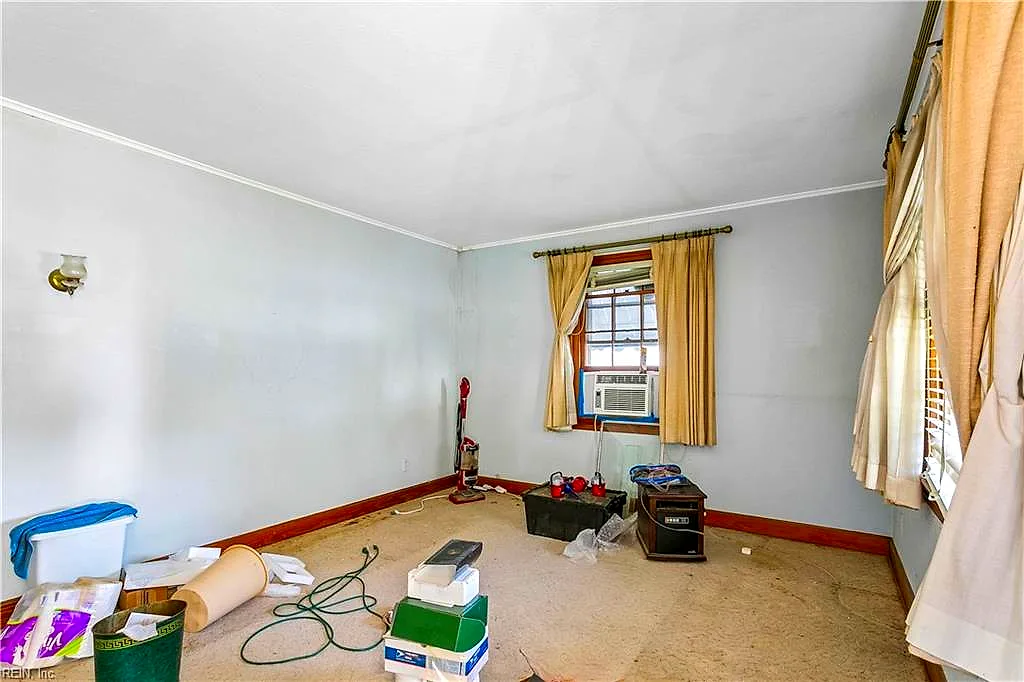 312 Hammond St, Newport News — photo